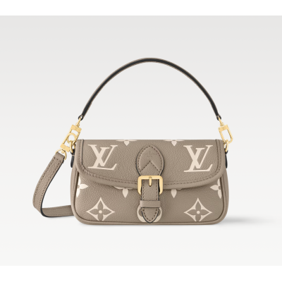 LOUIS VUITTON NANO DIANE M83300 (19*10*6cm)